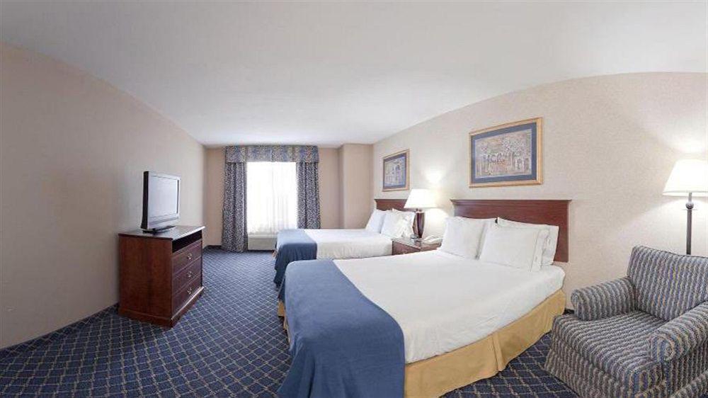 Holiday Inn Express Hotel & Suites Farmington, An Ihg Hotel Extérieur photo