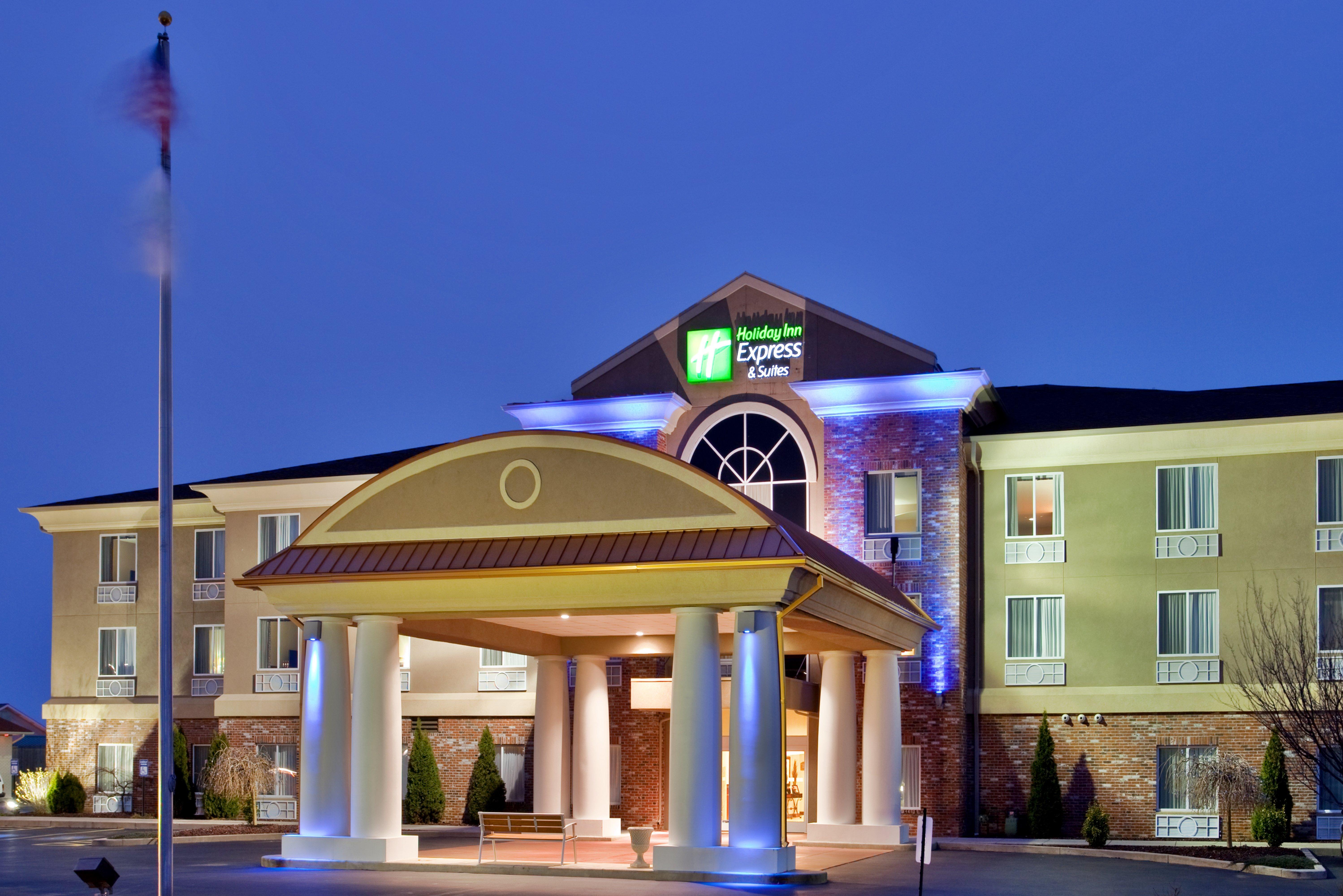 Holiday Inn Express Hotel & Suites Farmington, An Ihg Hotel Extérieur photo