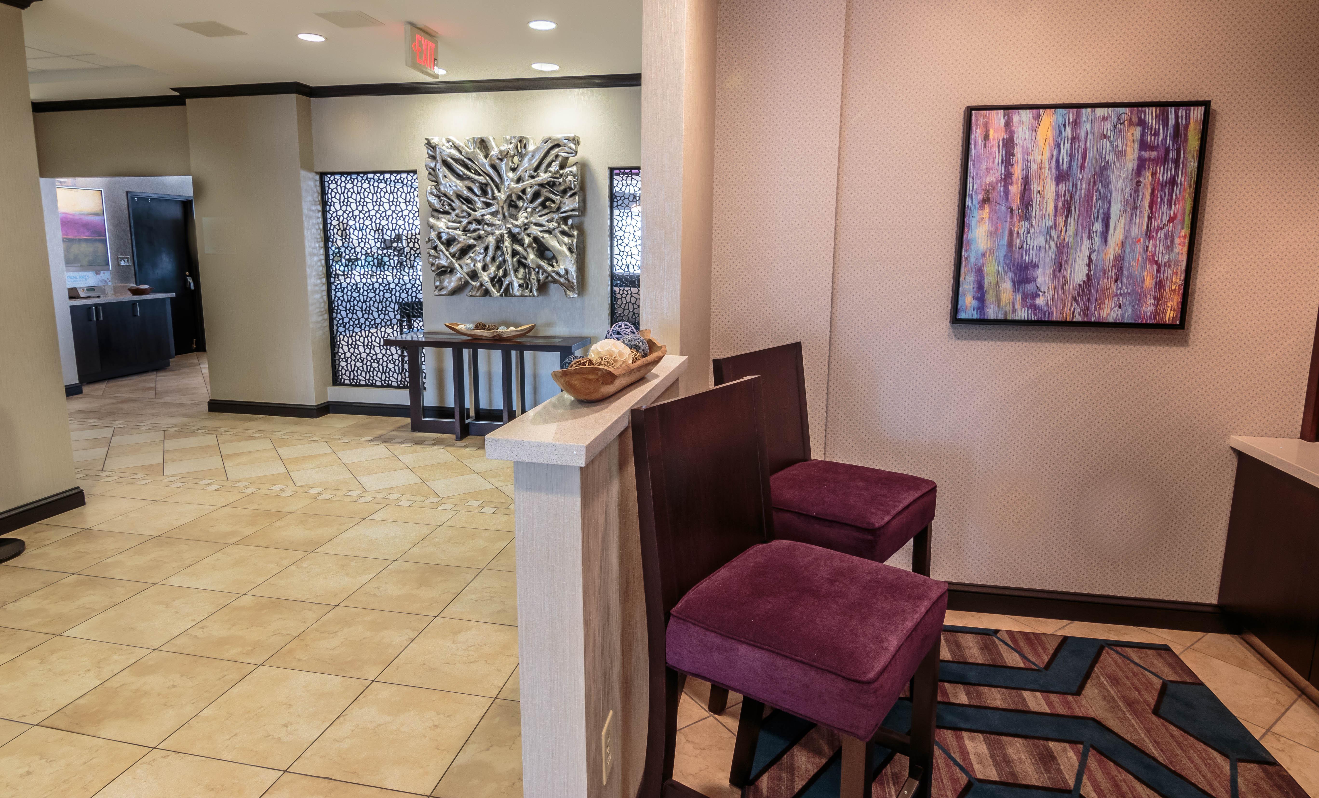 Holiday Inn Express Hotel & Suites Farmington, An Ihg Hotel Extérieur photo