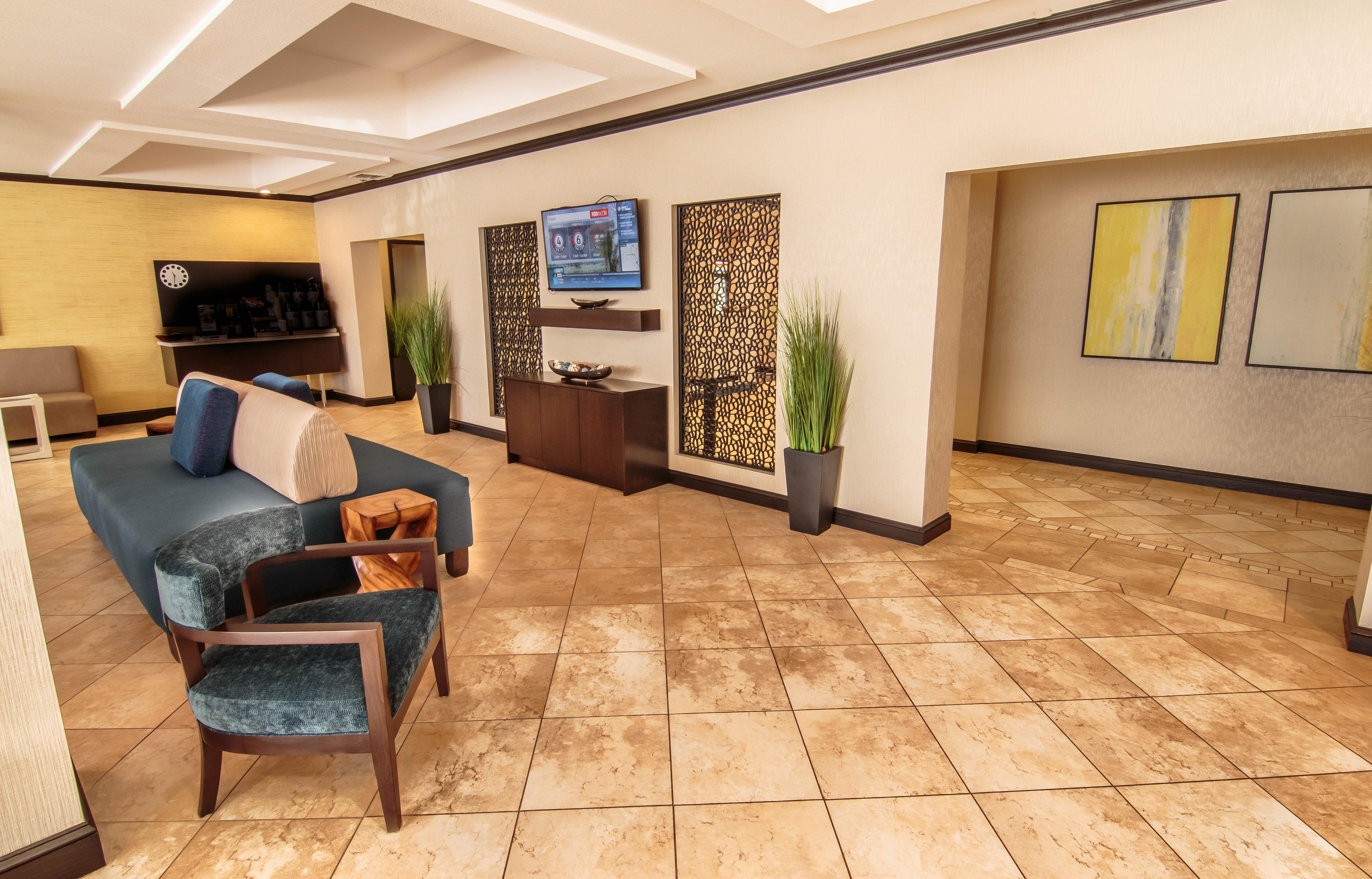 Holiday Inn Express Hotel & Suites Farmington, An Ihg Hotel Extérieur photo