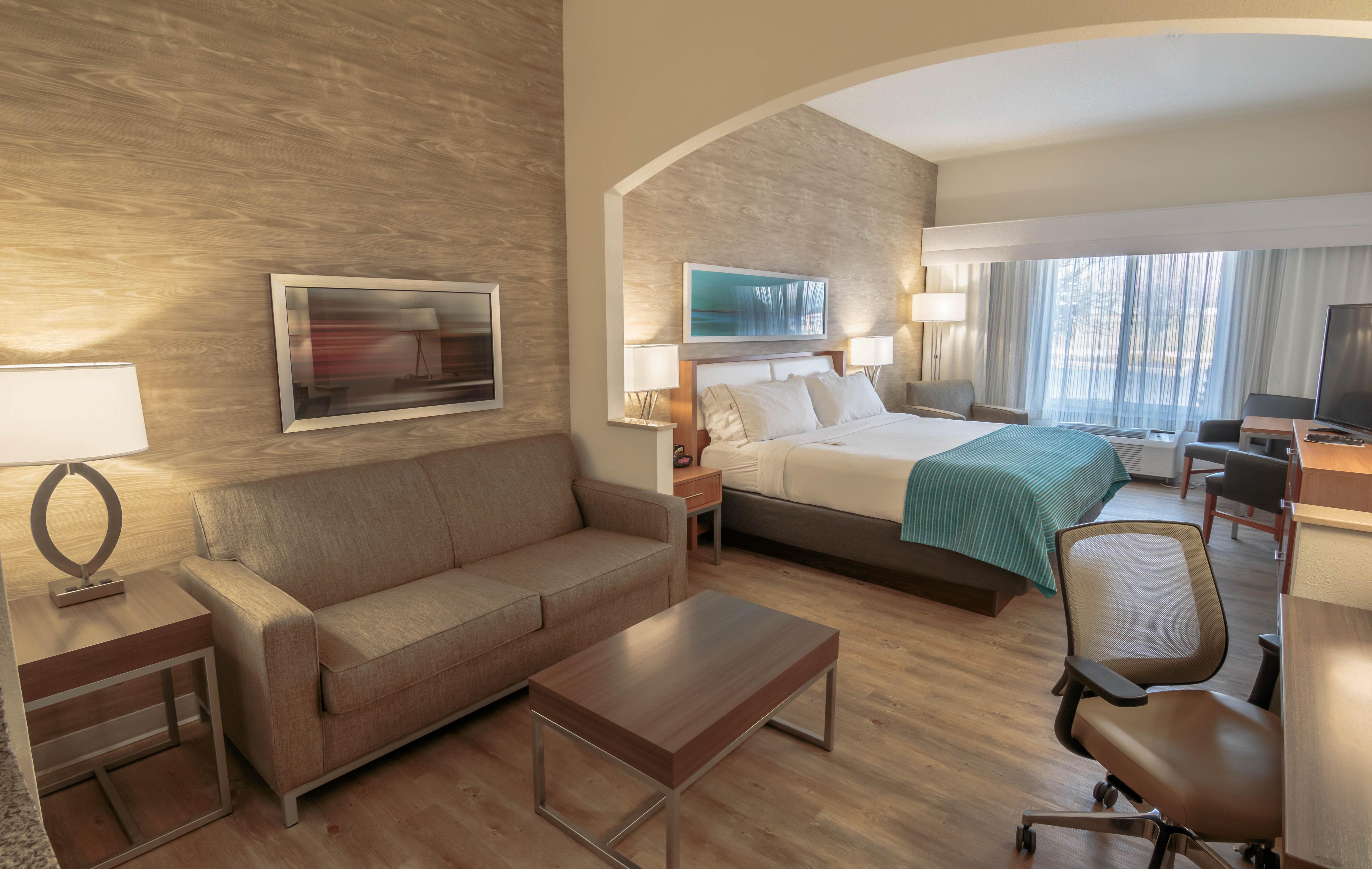 Holiday Inn Express Hotel & Suites Farmington, An Ihg Hotel Extérieur photo