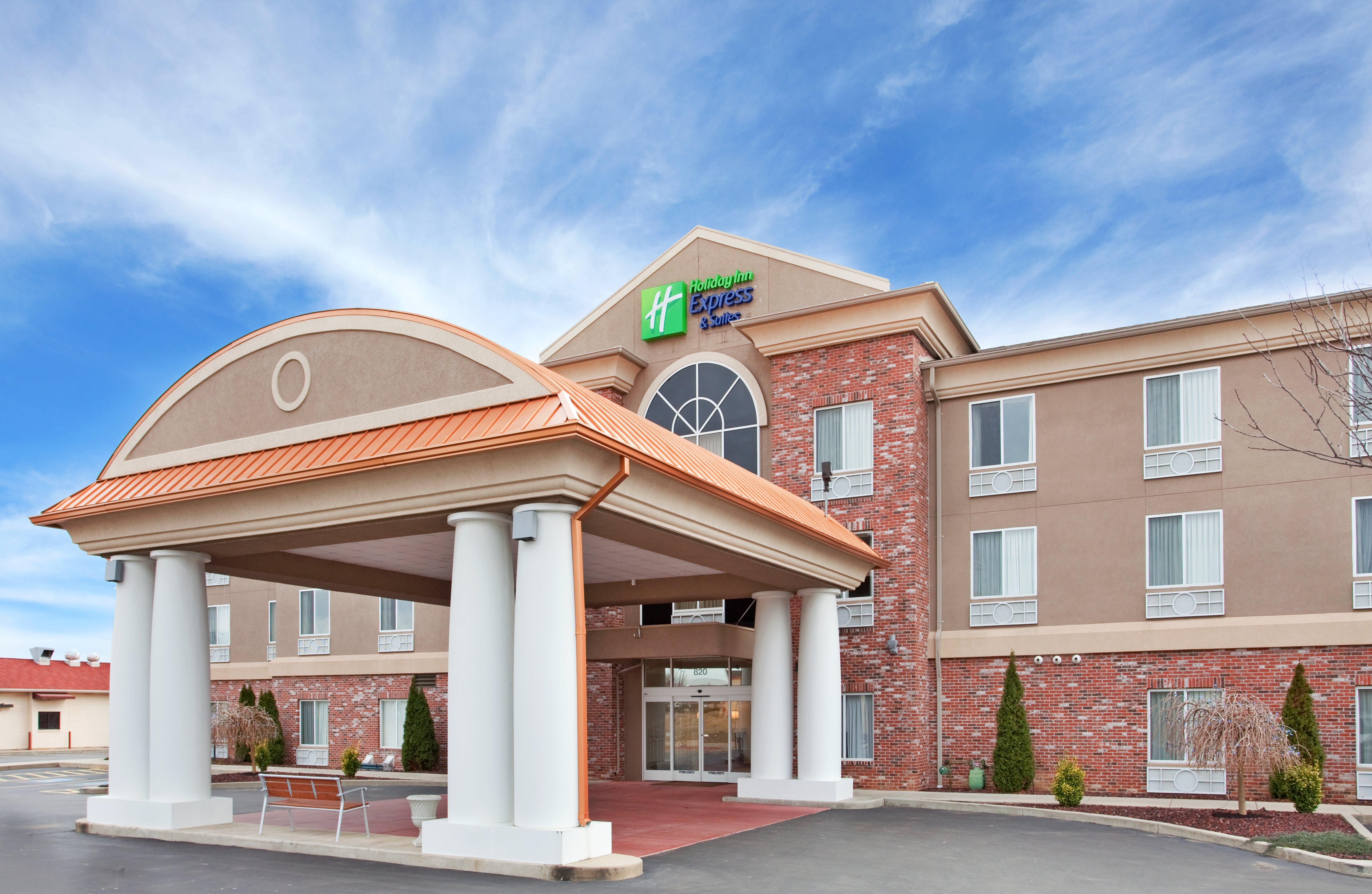 Holiday Inn Express Hotel & Suites Farmington, An Ihg Hotel Extérieur photo