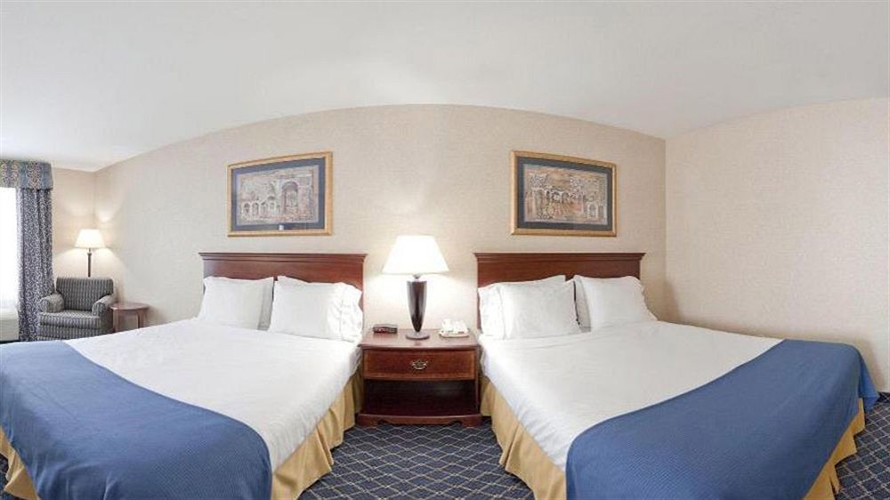 Holiday Inn Express Hotel & Suites Farmington, An Ihg Hotel Extérieur photo